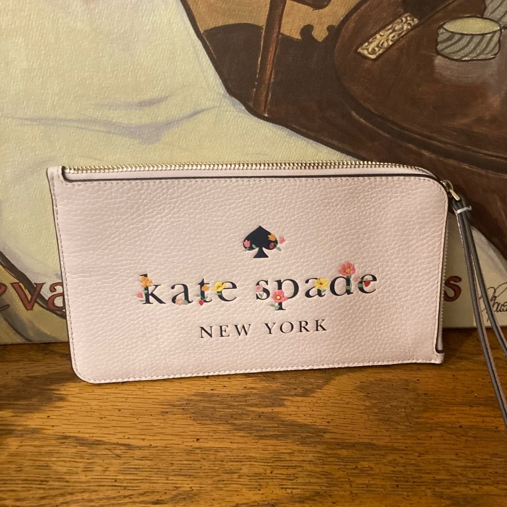 Kate Spade New York Lucy Garden Medium L - Zip Wristlet - Blush Pink